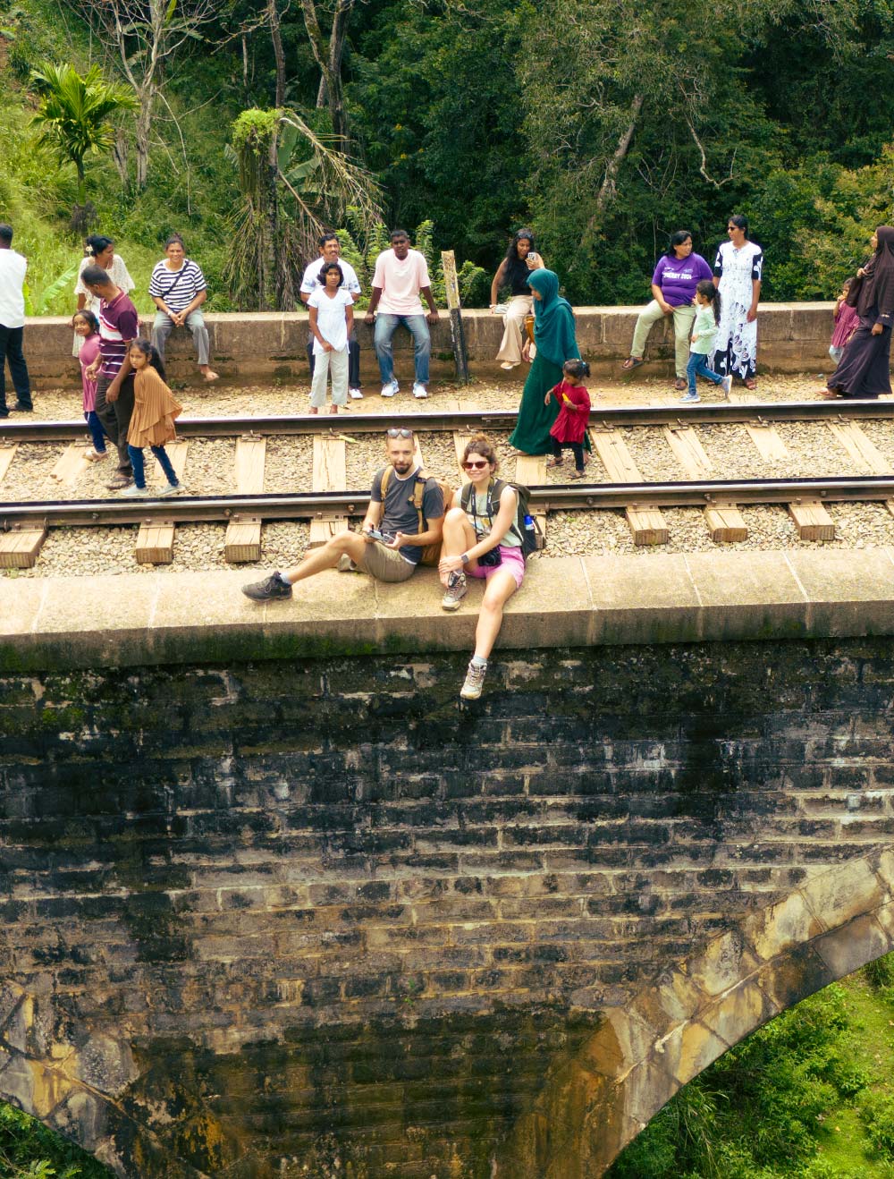 Thanos & Alex in nine arches bridge, Sri Lanka