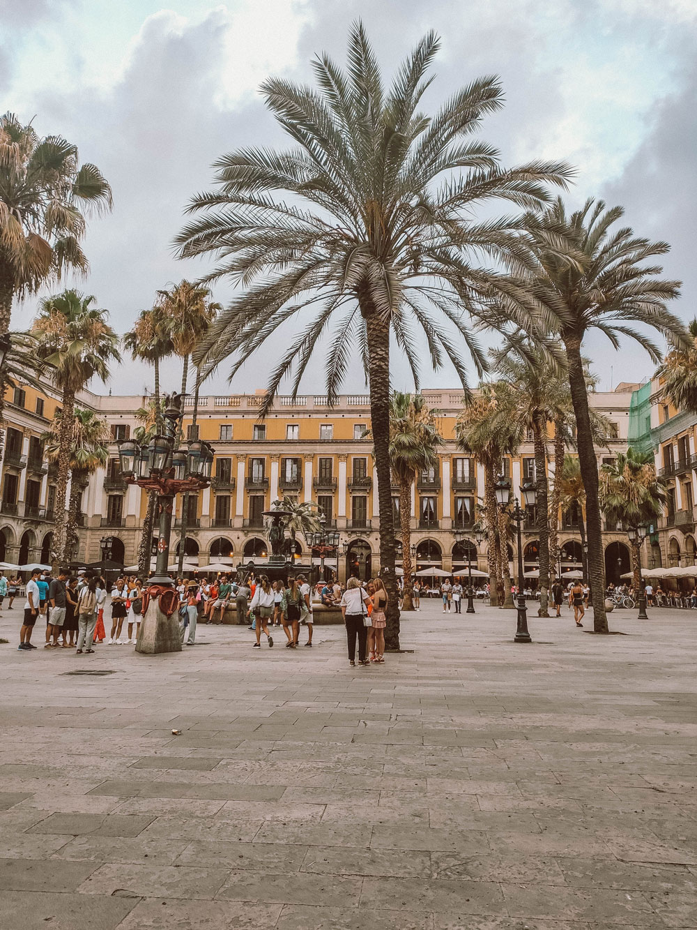 Plaça Reial, Barcelona