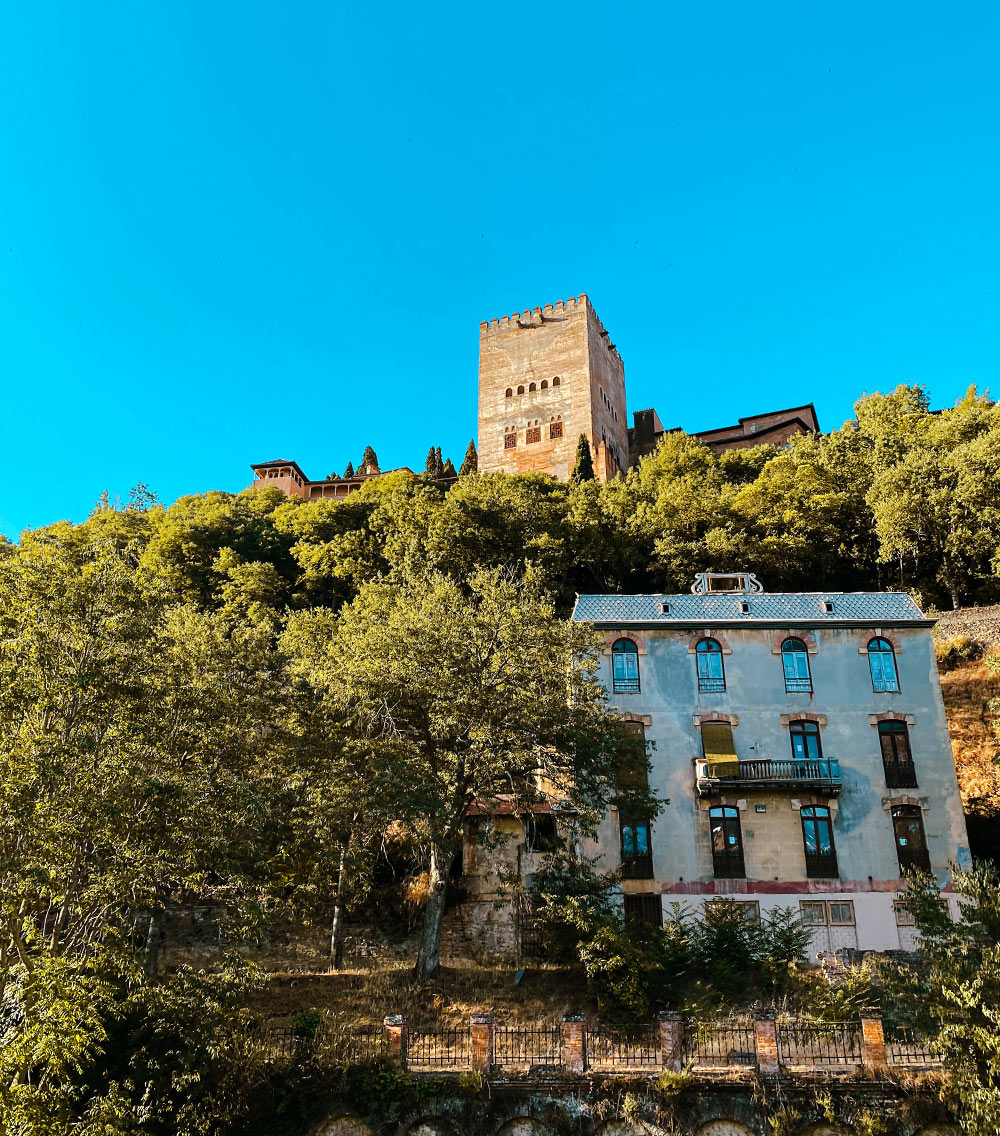 Paseo de los Tristes, Granada