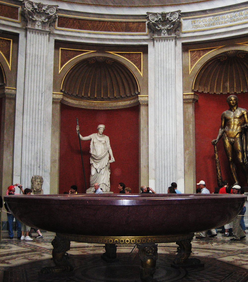 The Bath Of Nero, Round Room